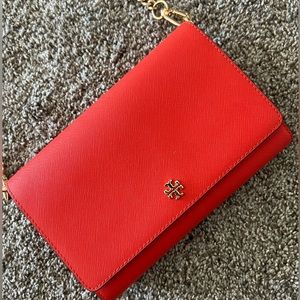 Tory Burch - Chain Crossbody Wallet